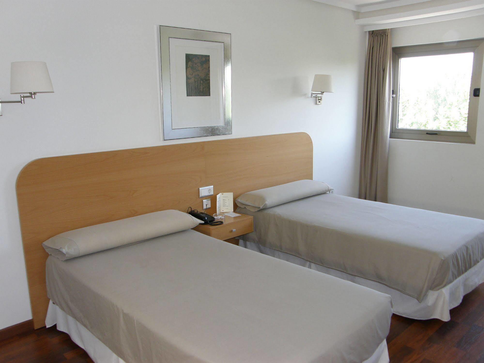 Hotel Universidad Albacete Zewnętrze zdjęcie